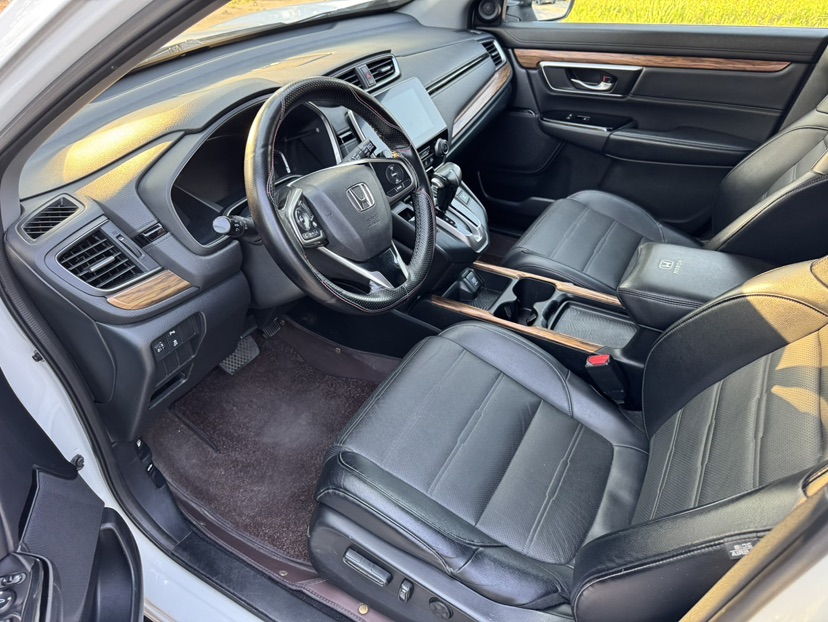 Honda CR-V 2017 car image #2