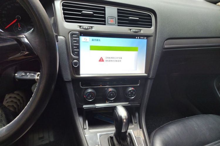 Volkswagen Golf 2017 #13 Volkswagen Golf 2017 car image #13