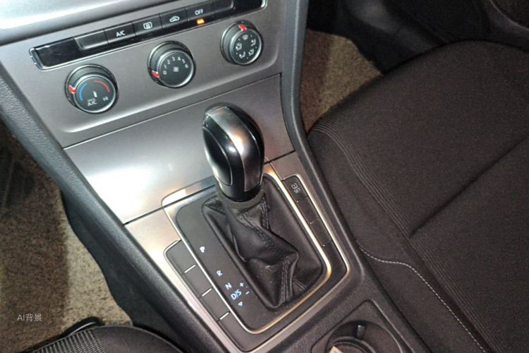 Volkswagen Golf 2015 #16 Volkswagen Golf 2015 car image #16