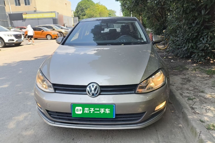 Volkswagen Golf 2016 car image #3