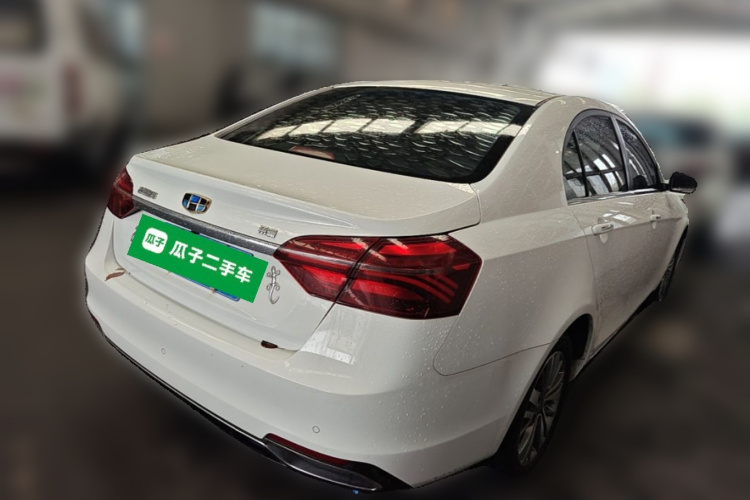 GEELY Emgrand 2018 car image #7