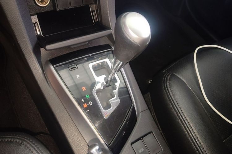 2015 #14 2015 car image #14