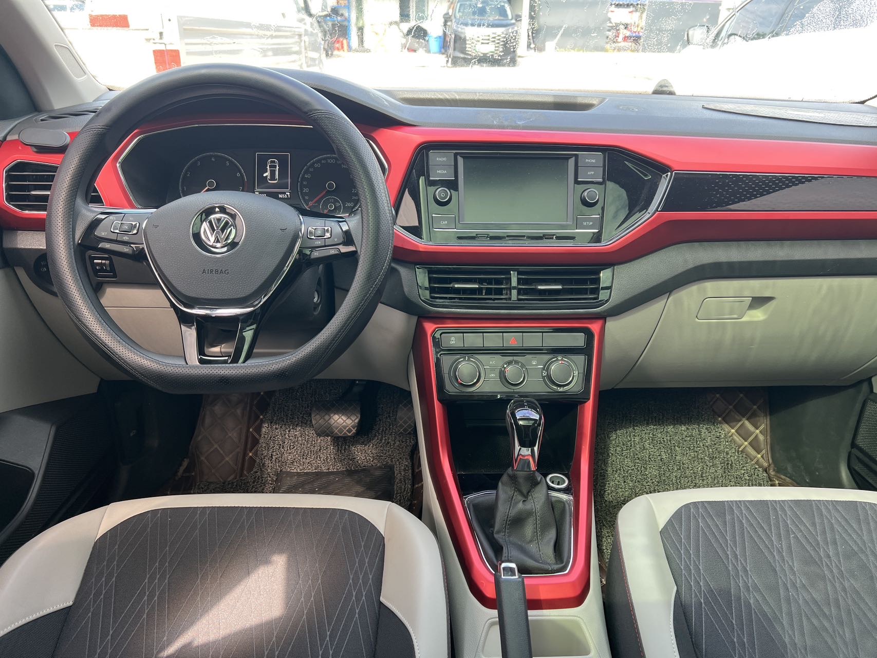 Volkswagen T-Cross 2020 immagine di auto #4