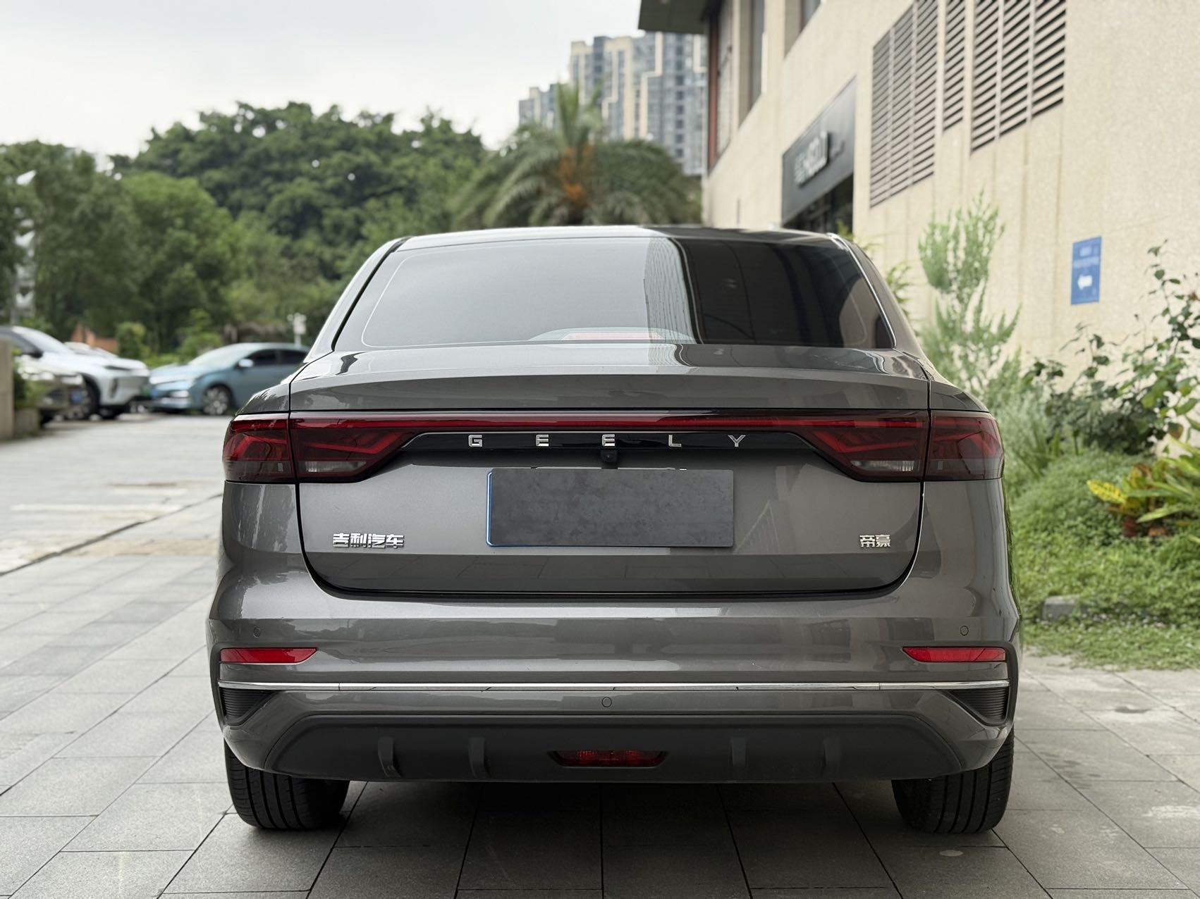 GEELY Emgrand 2024 car image #11