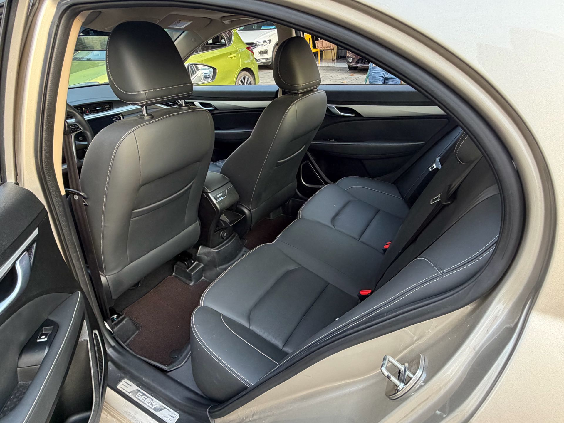 GEELY Emgrand 2019 #8 GEELY Emgrand 2019 car image #8