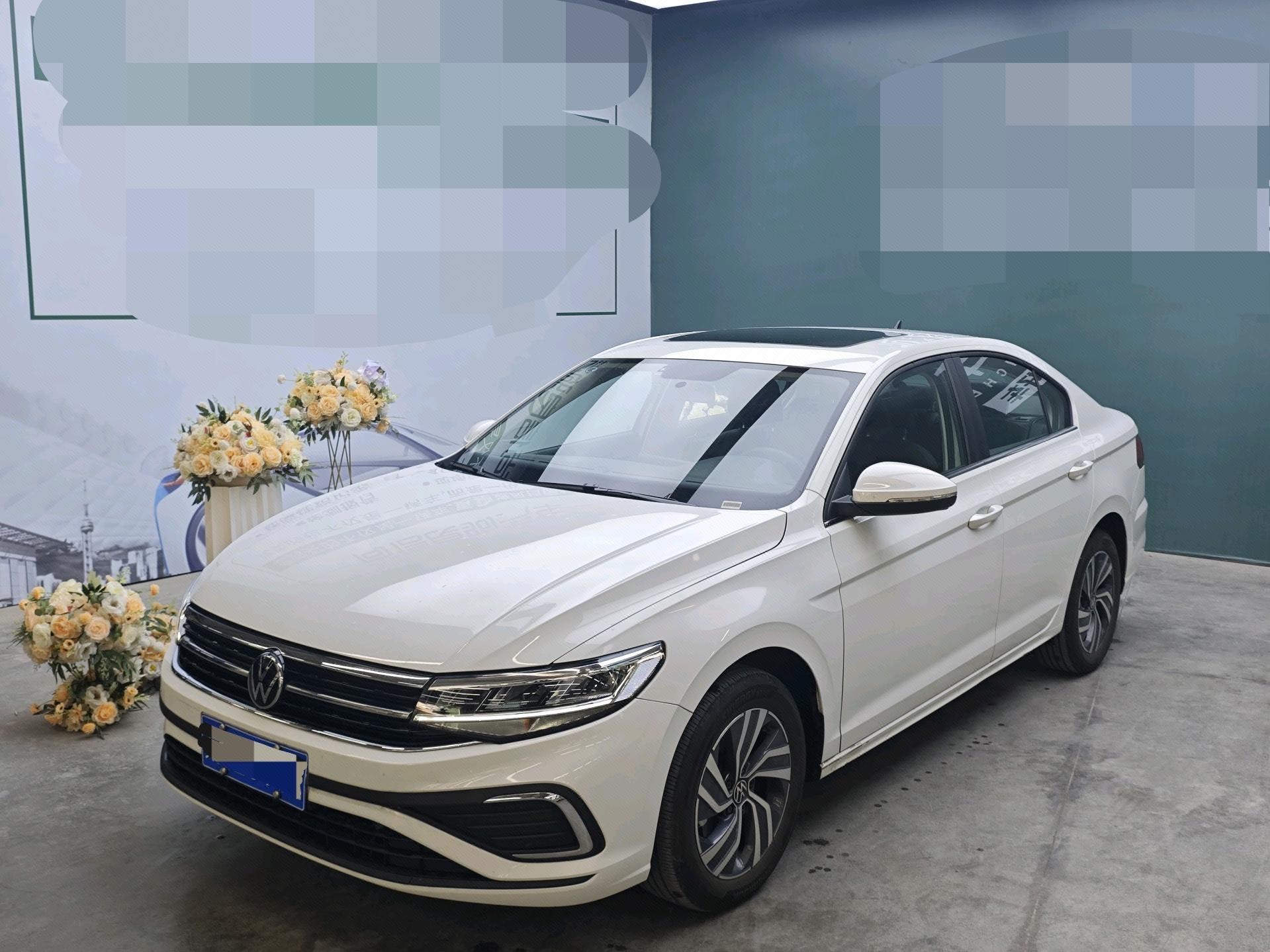 2025 immagine di auto 