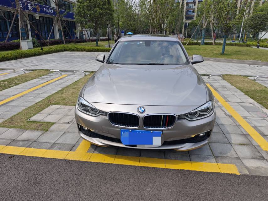 BMW 3 Series 2017 car image #2