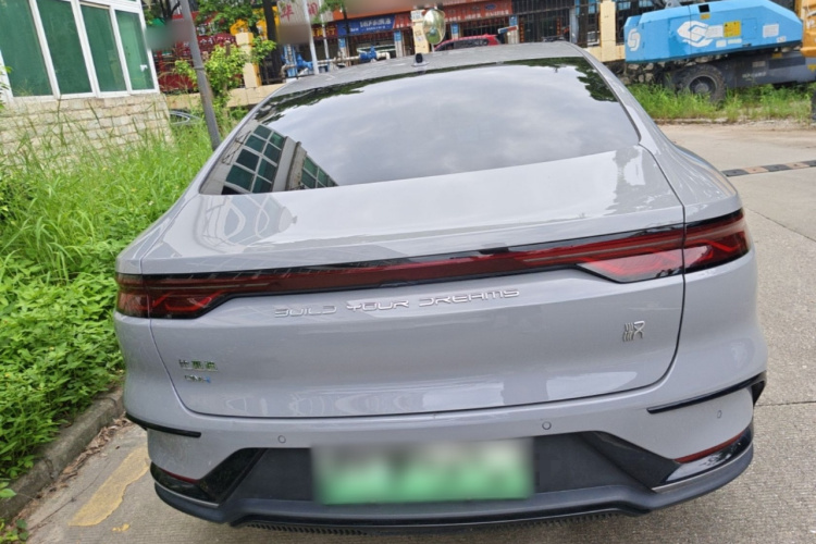 BYD Han 2025 car image #6