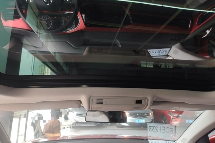 Volkswagen T-Cross 2021 #18 Volkswagen T-Cross 2021 صورة سيارة #18