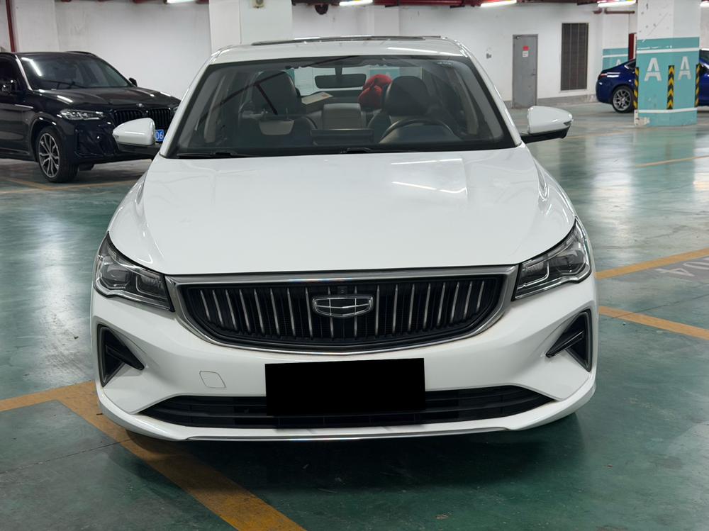 GEELY Emgrand 2022 car image #2