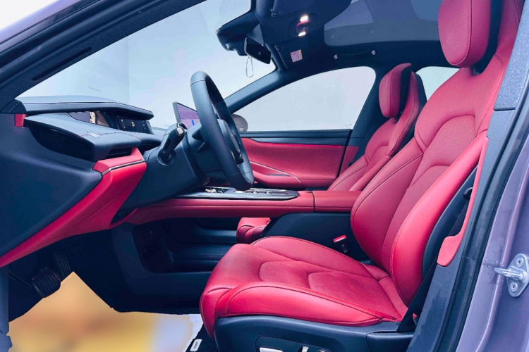 MI SU7 2025 imagem de carro #16