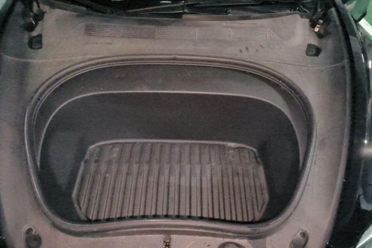 Tesla Model 3 2023 immagine di auto #18