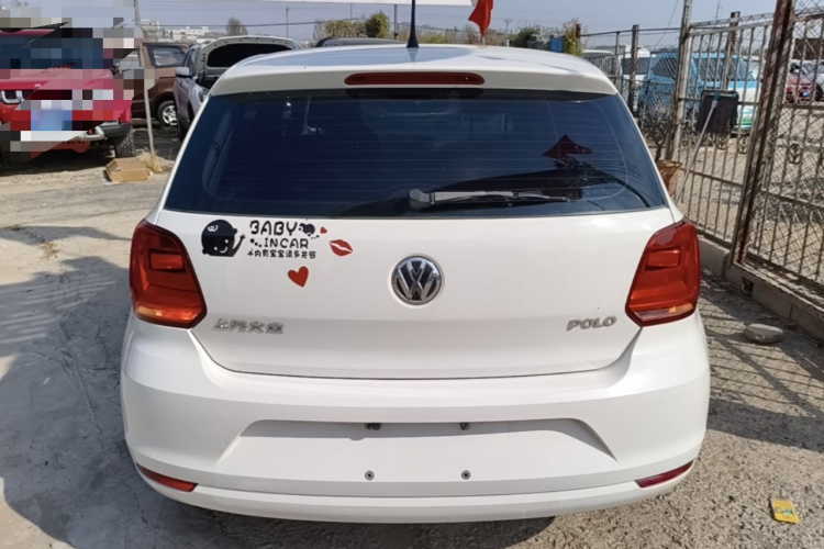 Volkswagen Polo 2017 car image #4