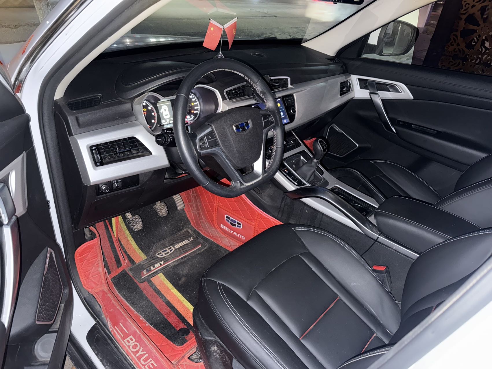 GEELY Boyue 2018 #5 GEELY Boyue 2018 car image #5