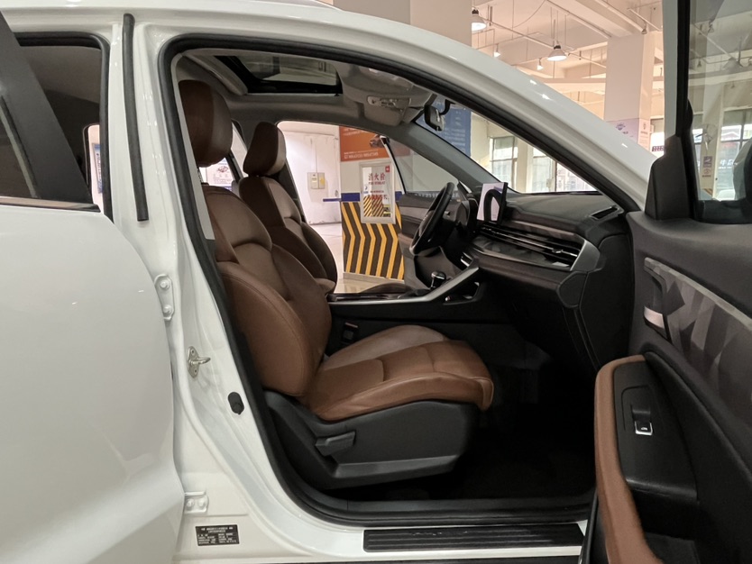 GEELY Vision X6 2023 изображение автомобиля #8