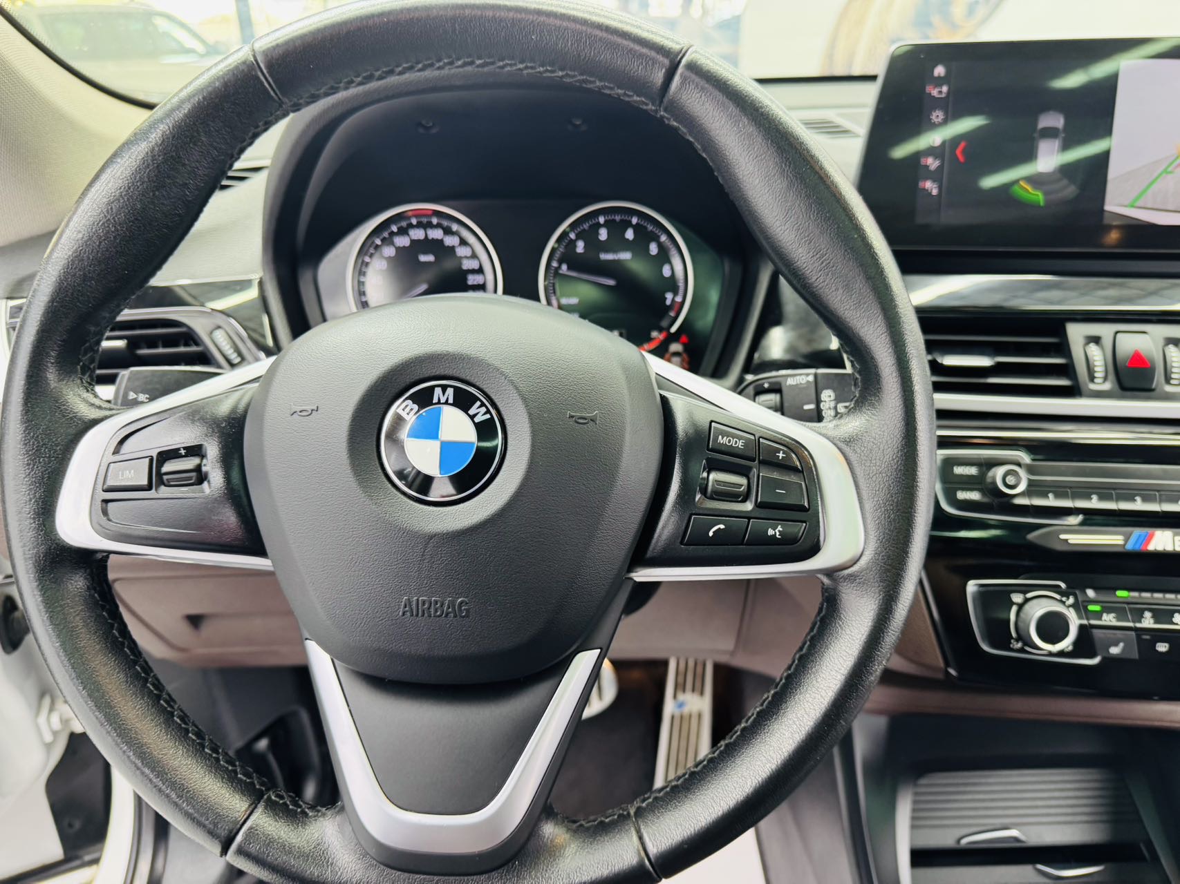 BMW X1 2023 car image #9