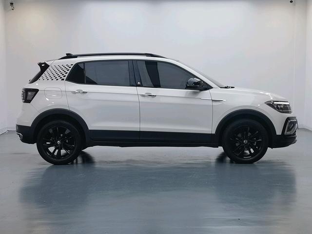 Volkswagen T-Cross 2022 #8 Volkswagen T-Cross 2022 car image #8