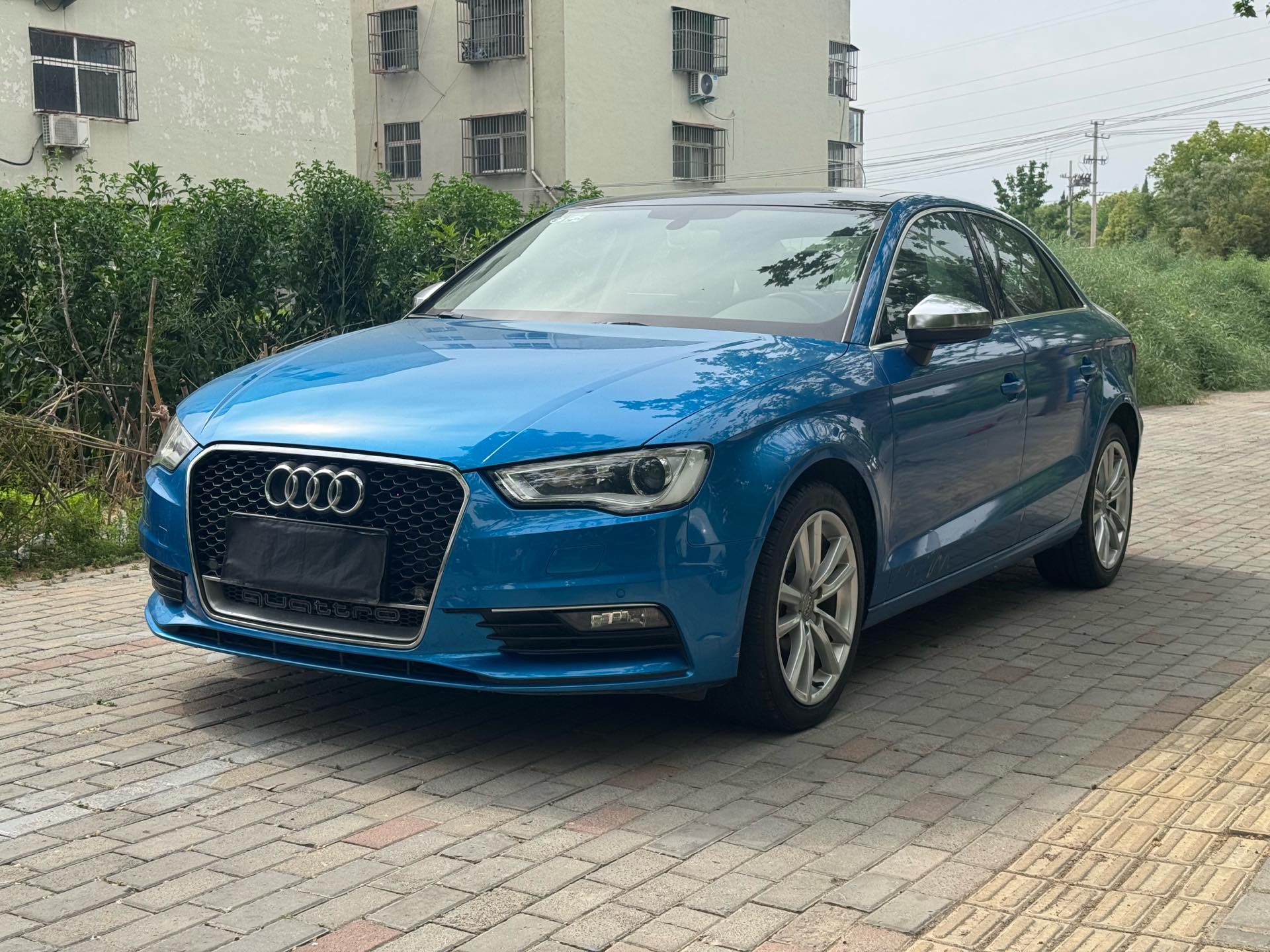 2017 2017 car image