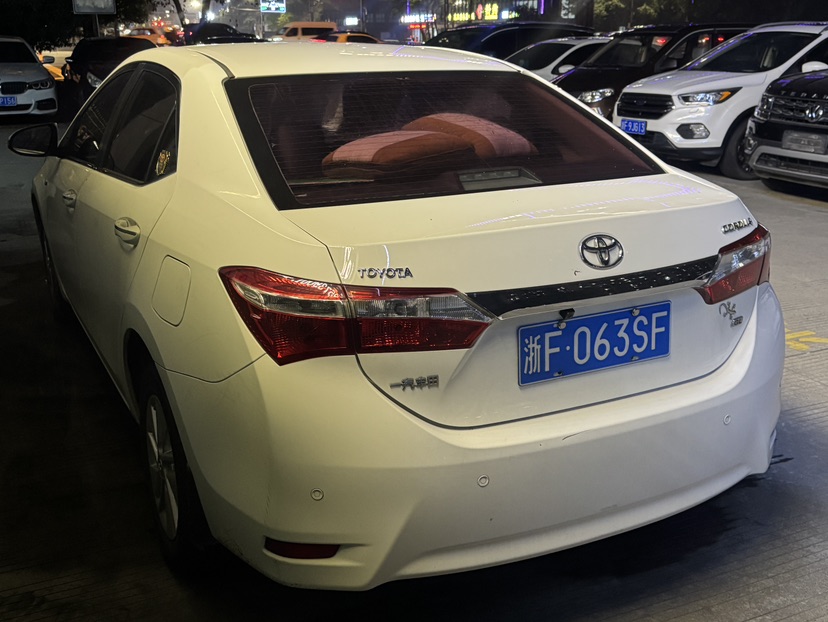 2015 car image #7