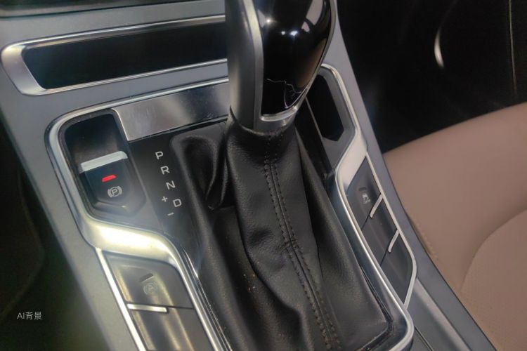 GEELY Emgrand 2018 car image #16