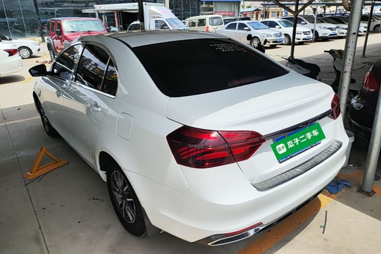 GEELY Emgrand 2019 car image #5
