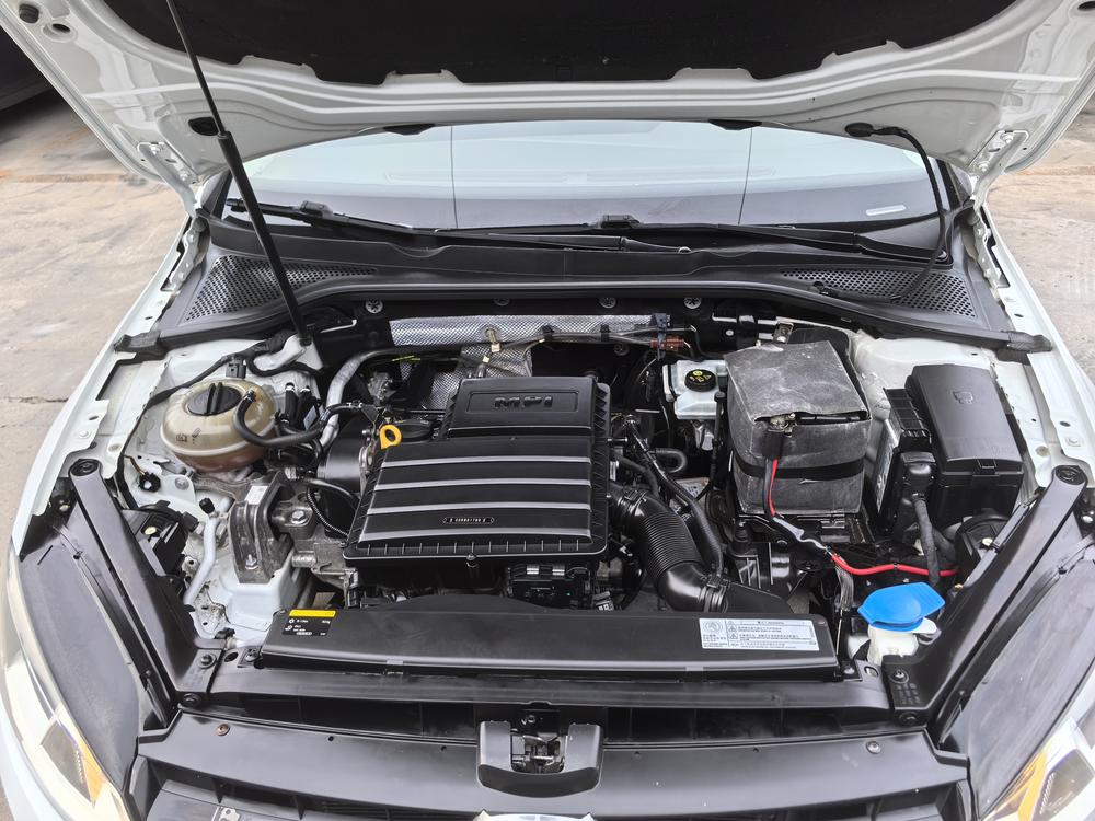 Volkswagen Golf 2016 car image #8