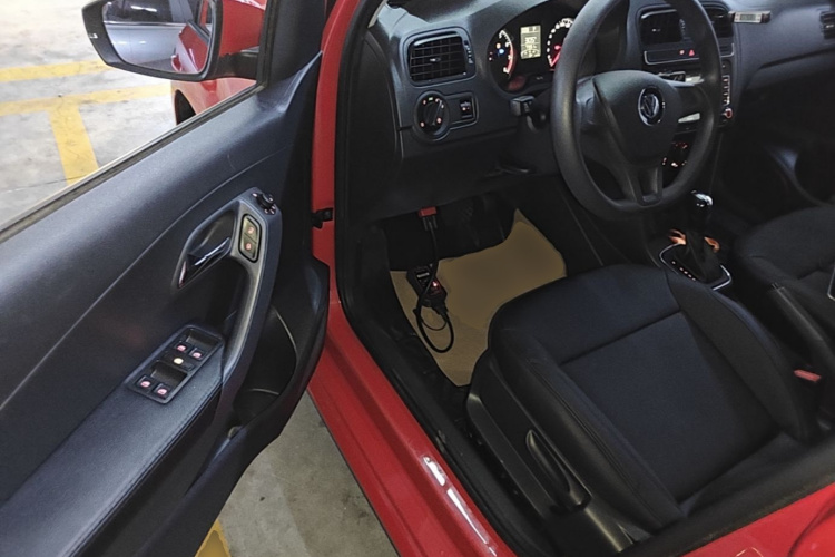 Volkswagen Polo 2017 #16 Volkswagen Polo 2017 car image #16