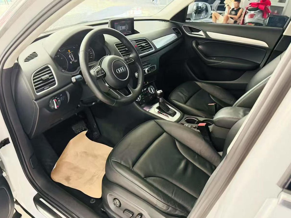 Audi Q3 2015 #7 Audi Q3 2015 car image #7