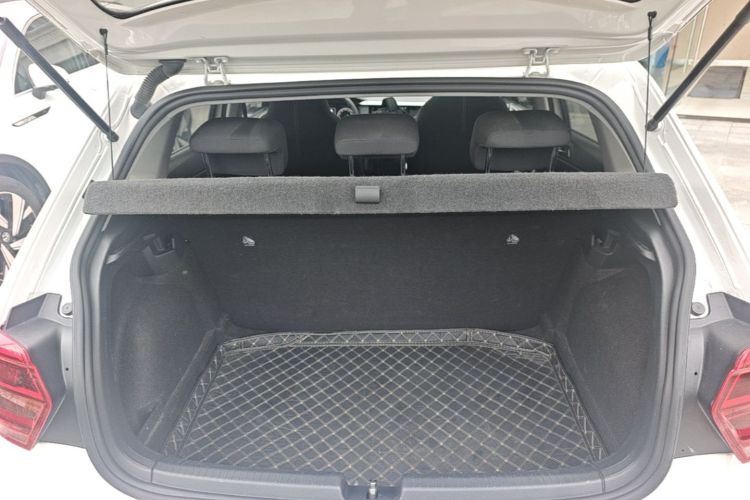 Volkswagen Polo 2021 immagine di auto #19