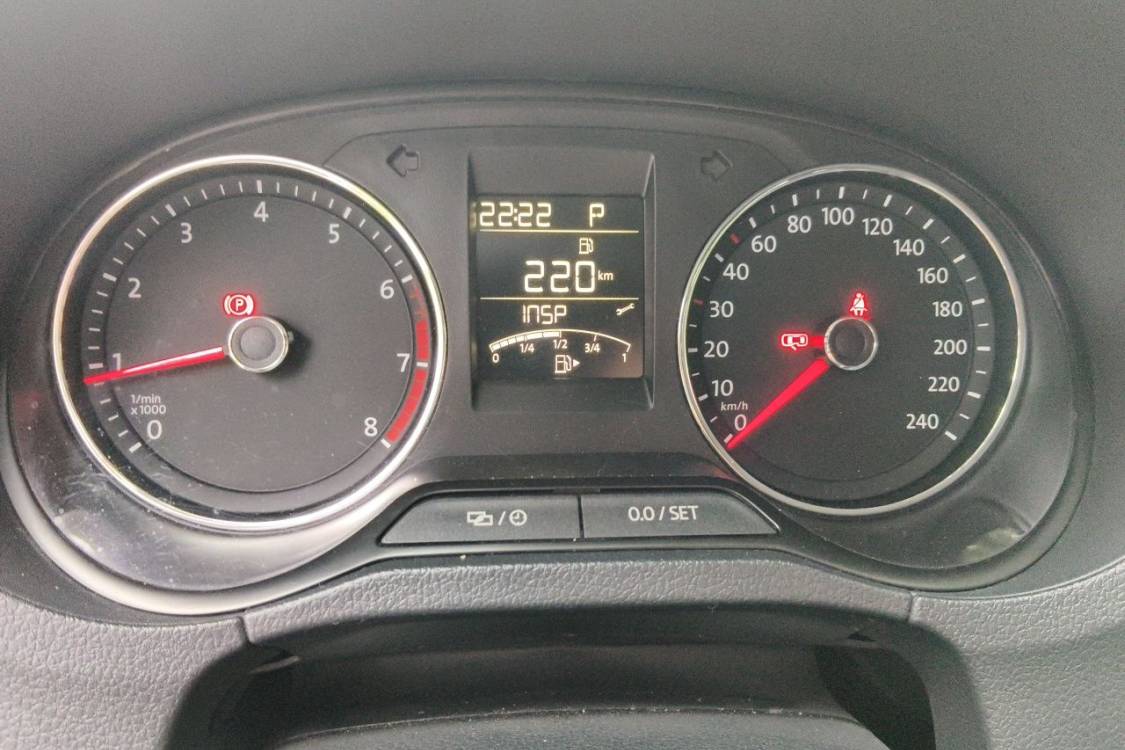 Volkswagen Polo 2016 #24 Volkswagen Polo 2016 car image #24