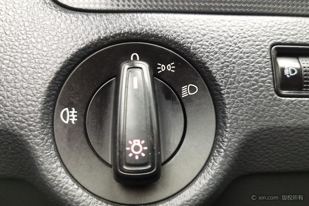 Volkswagen Santana 2016 #15 Volkswagen Santana 2016 car image #15