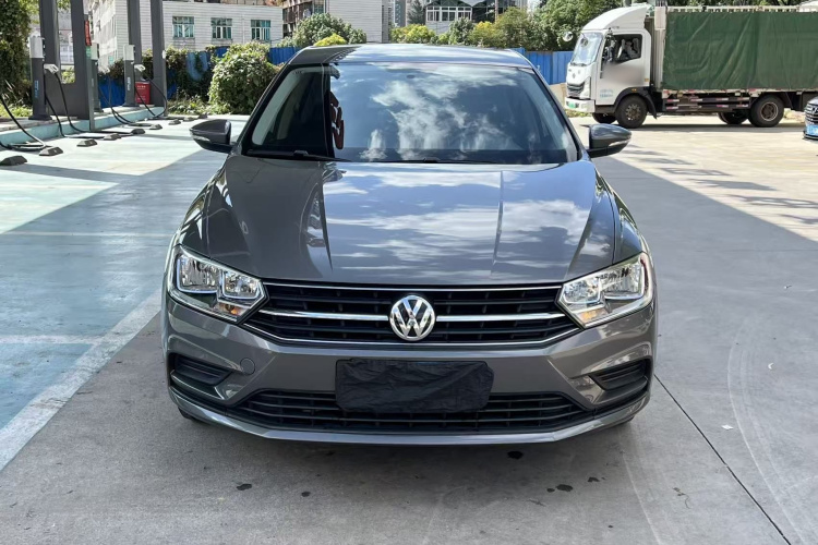 Volkswagen Bora 2016 car image #3