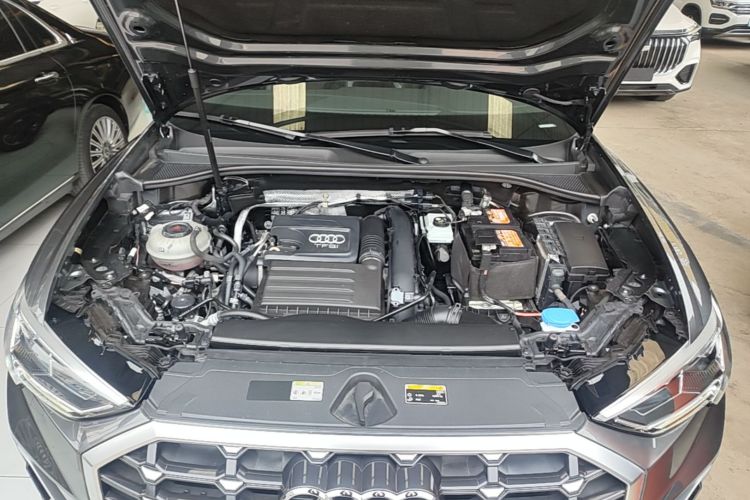 Audi Q3 2021 imagen de coche #20