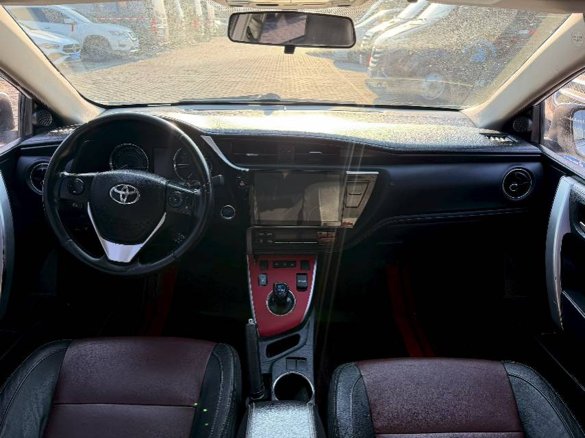 Toyota Corolla 2018 #5 Toyota Corolla 2018 صورة سيارة #5