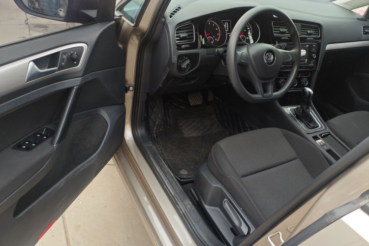 Volkswagen Golf 2019 #16 Volkswagen Golf 2019 car image #16