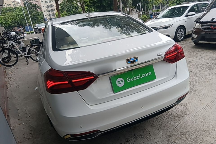 GEELY Emgrand 2018 #5 GEELY Emgrand 2018 car image #5