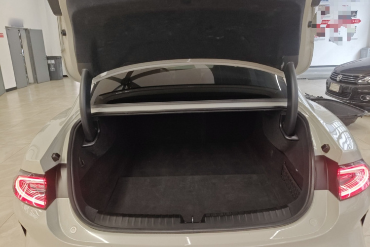 MI SU7 2025 image de voiture #21