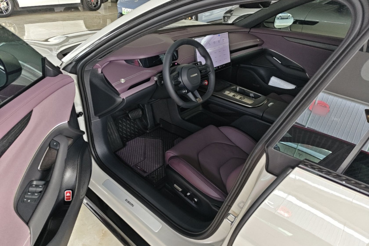 MI SU7 2025 car image #19