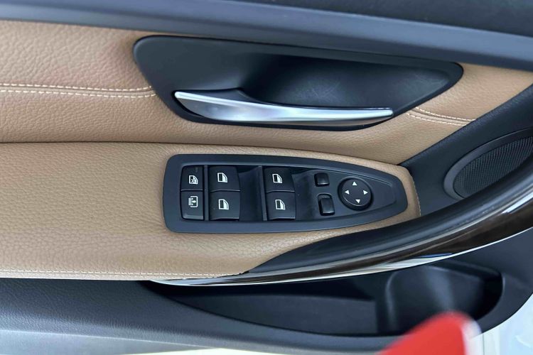 BMW 3 Series 2015 #16 BMW 3 Series 2015 image de voiture #16