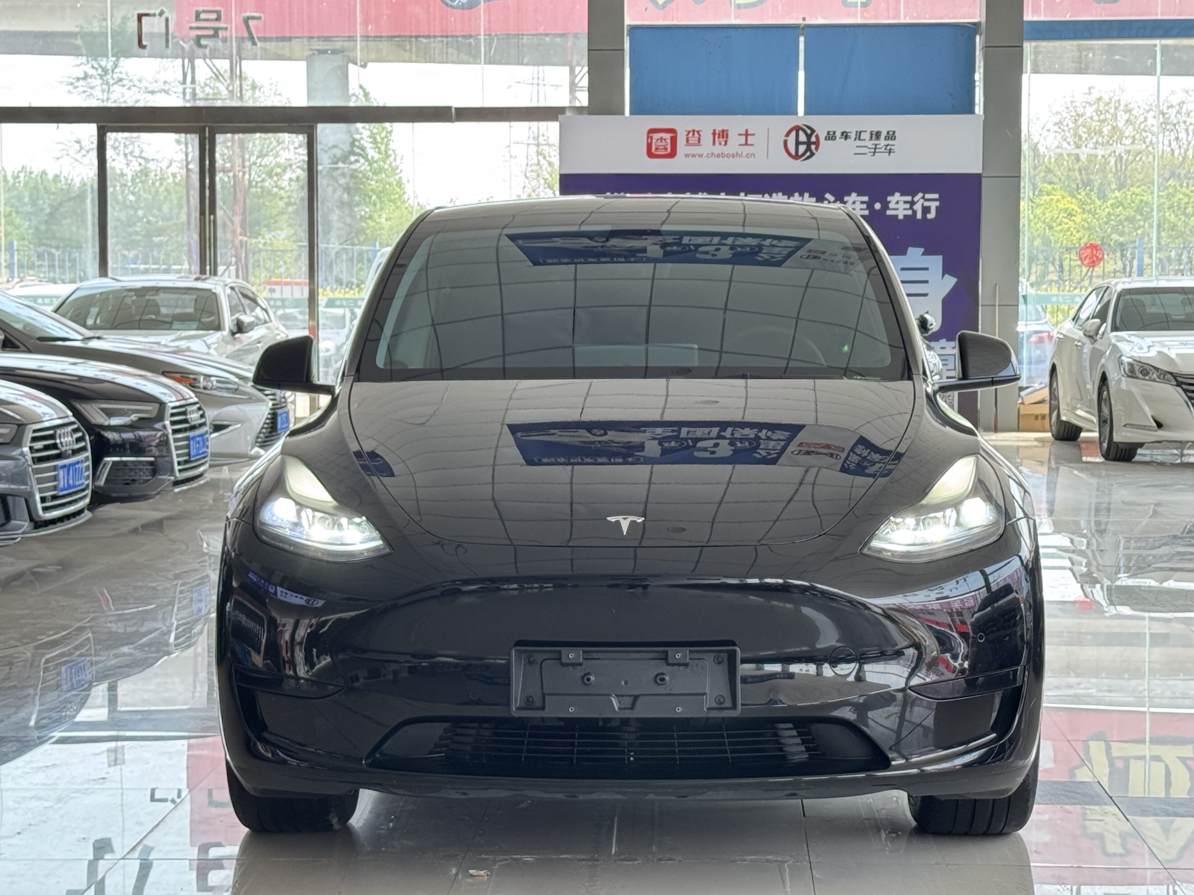 Tesla Model Y 2024 #4 Tesla Model Y 2024 car image #4
