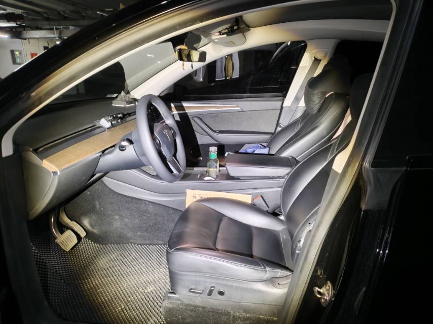Tesla Model Y 2021 #2 Tesla Model Y 2021 car image #2