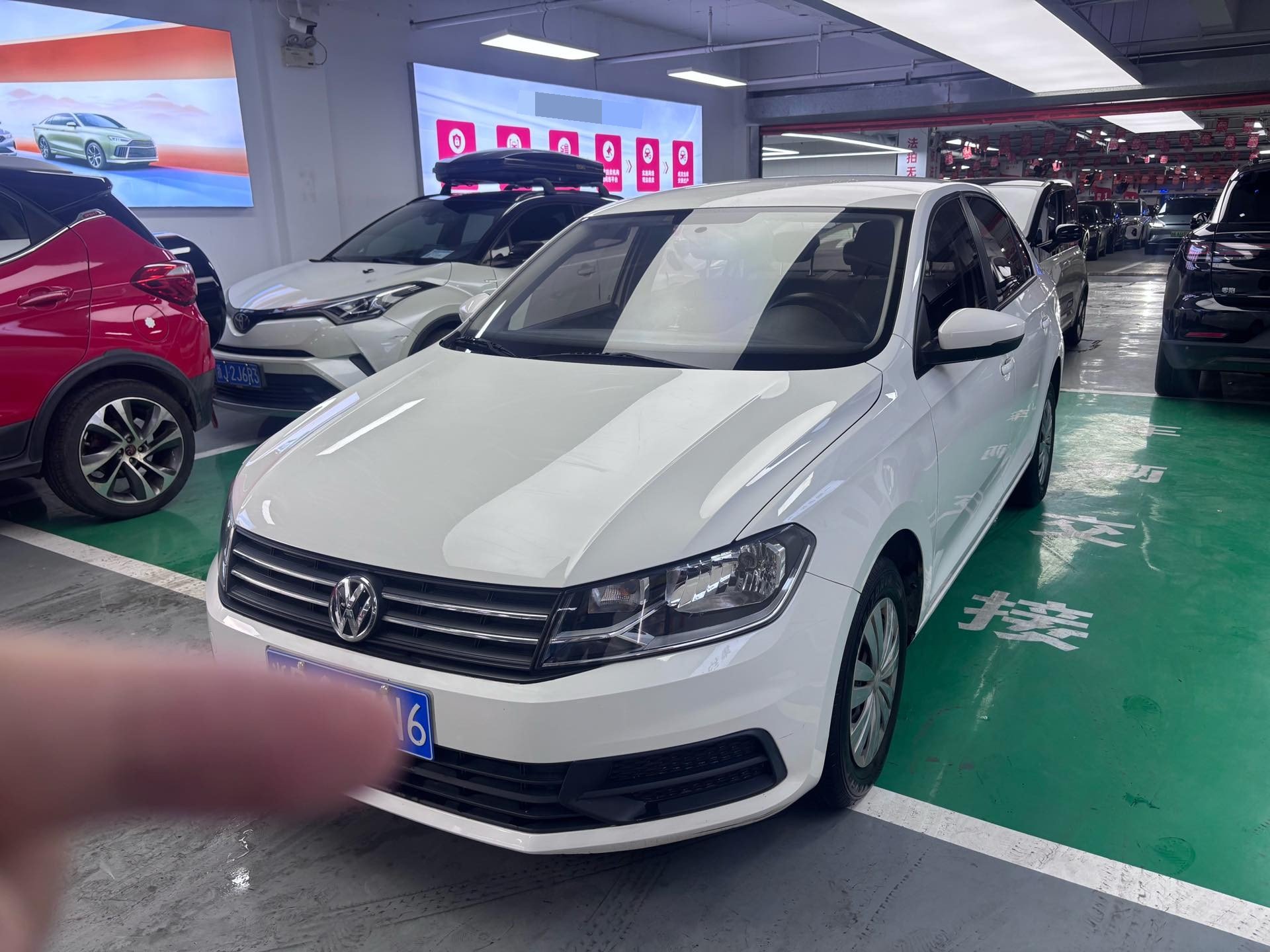 Volkswagen Santana 2021 car image 