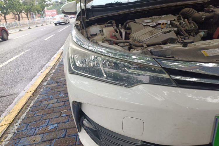 Toyota Corolla 2018 #8 Toyota Corolla 2018 car image #8