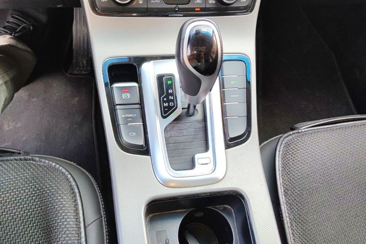 GEELY Emgrand GL 2018 #14 GEELY Emgrand GL 2018 image de voiture #14