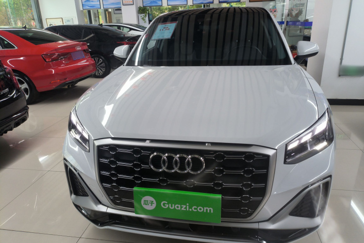 Audi Q2L 2023 imagem de carro #3