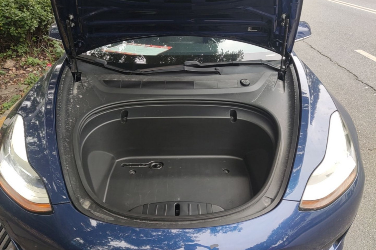 Tesla Model 3 2020 صورة سيارة #20