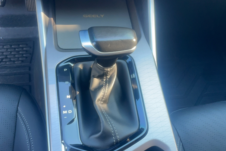 GEELY Emgrand 2021 #14 GEELY Emgrand 2021 car image #14