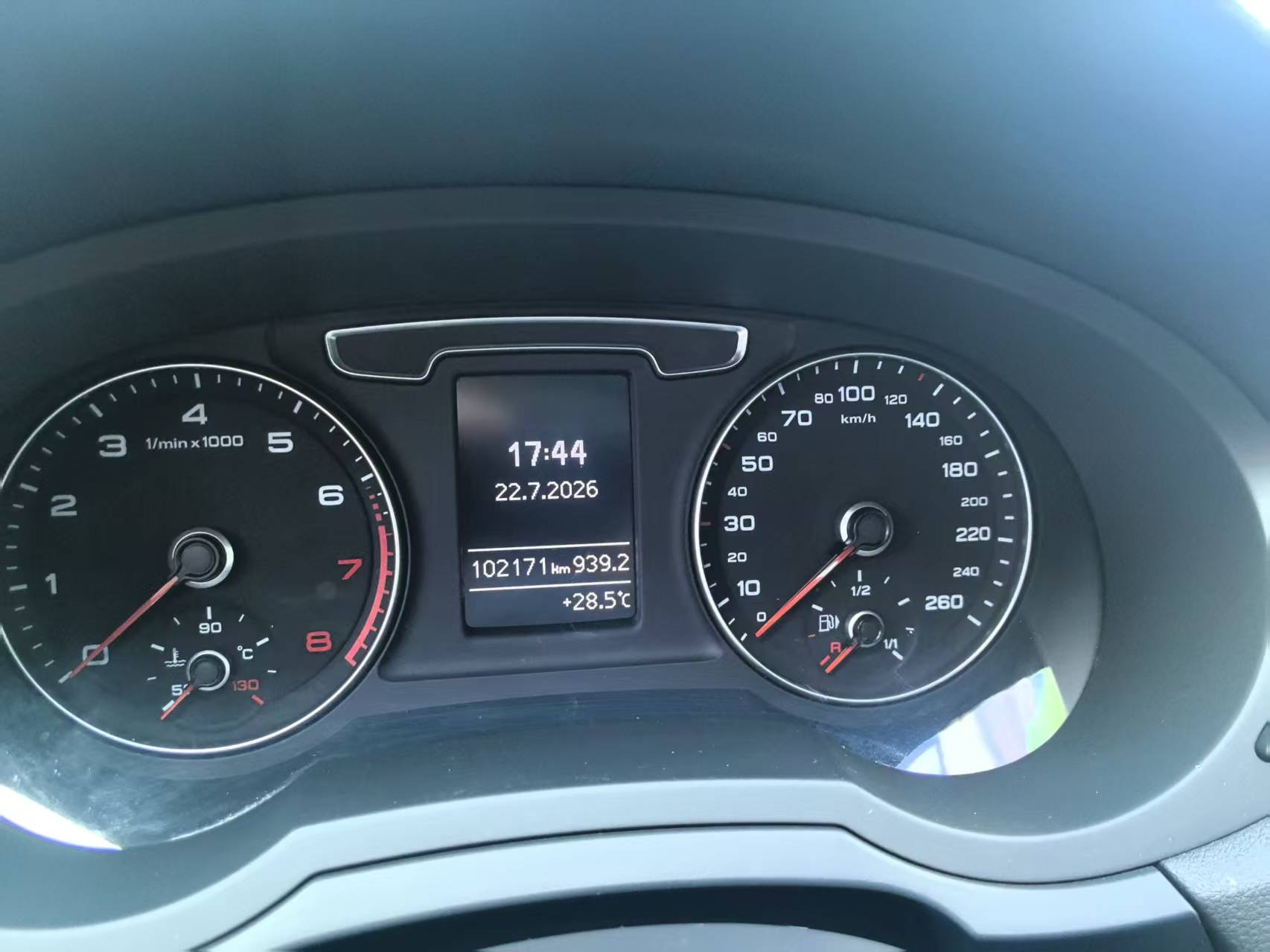 Audi Q3 2019 #4 Audi Q3 2019 car image #4