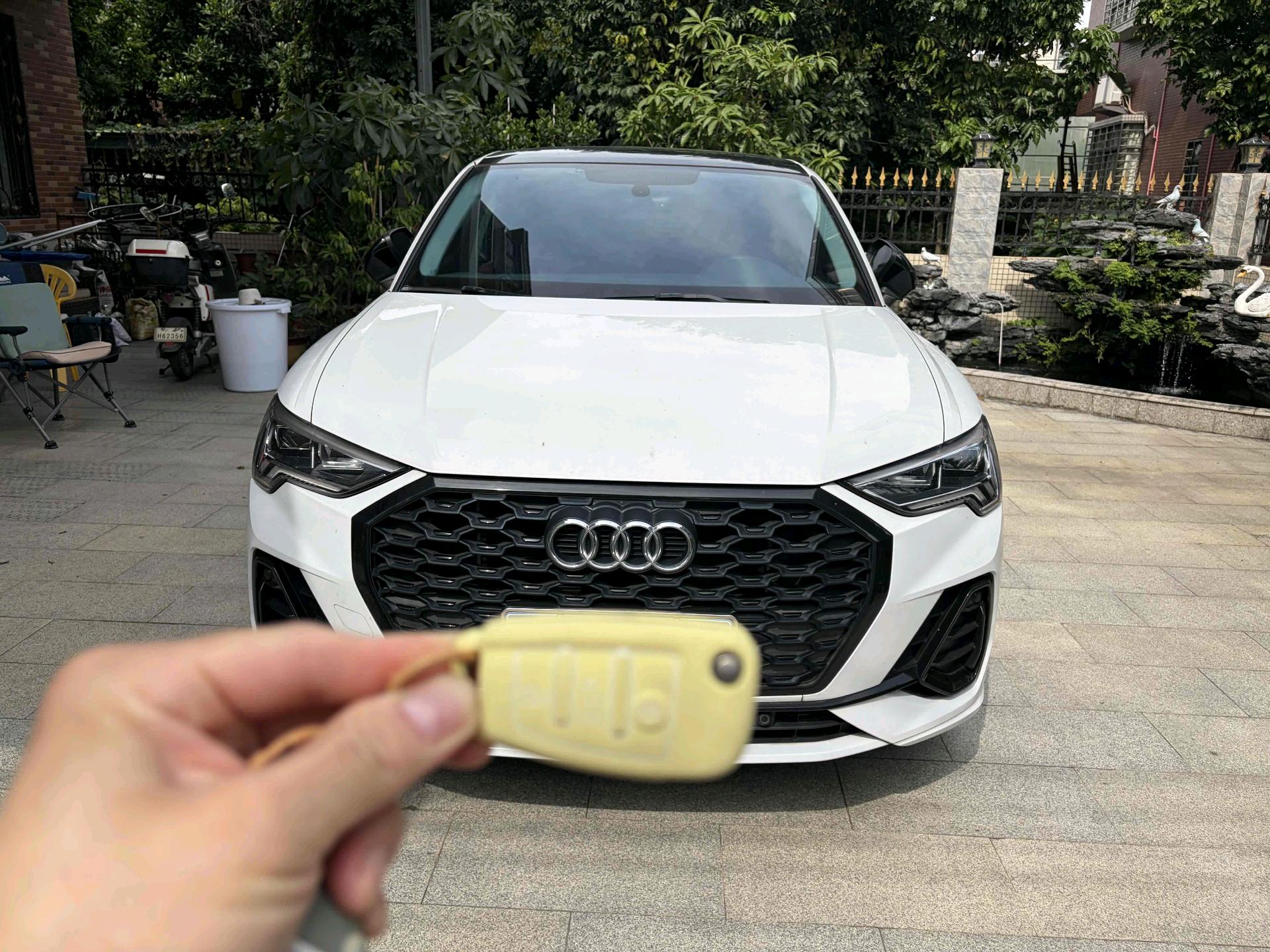 Audi Q3 Sportback 2023 #2 Audi Q3 Sportback 2023 car image #2