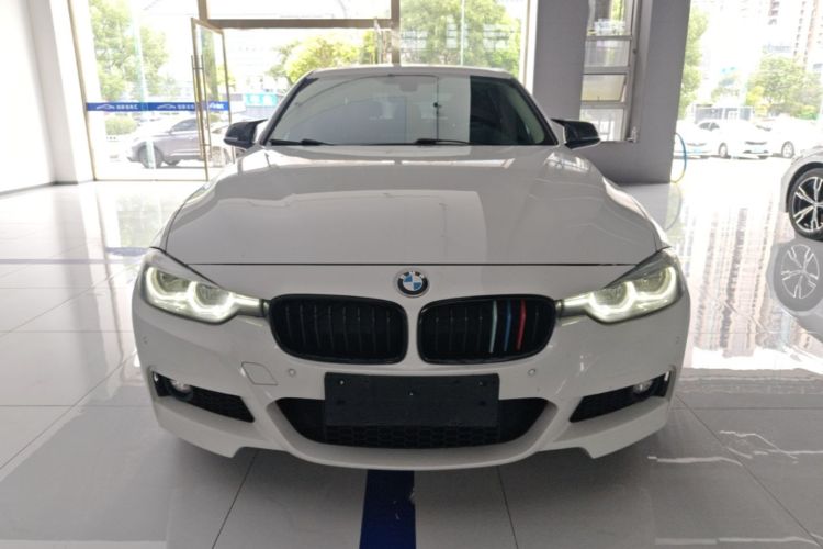 BMW 3 Series 2018 #3 BMW 3 Series 2018 car image #3